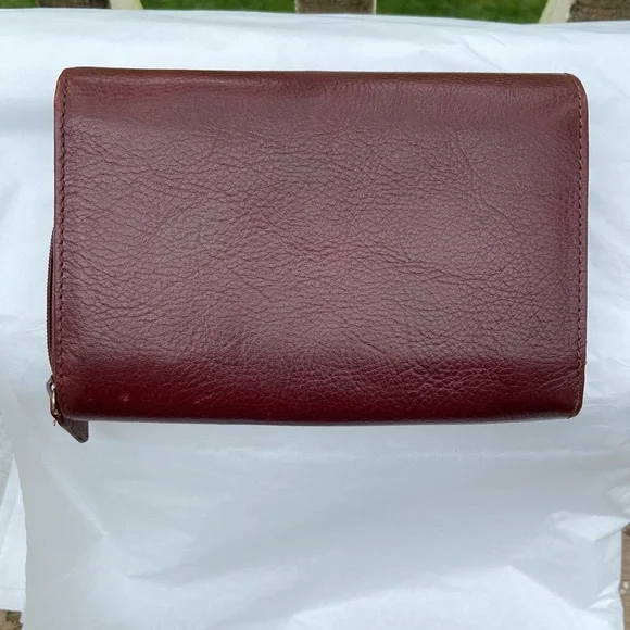 Italian Leather Wallet Dark Red, many compartments, functional, nice condition - Picture 10 of 14